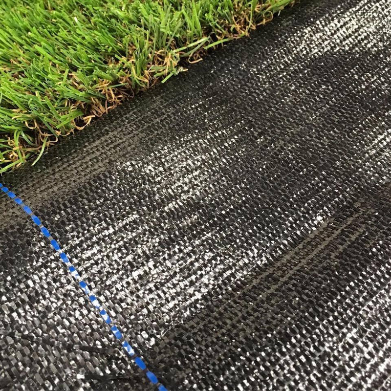 Chargez l'image dans la visionneuse de la galerie, Weed control fabric is a barrier membrane for low maintenance garden.
